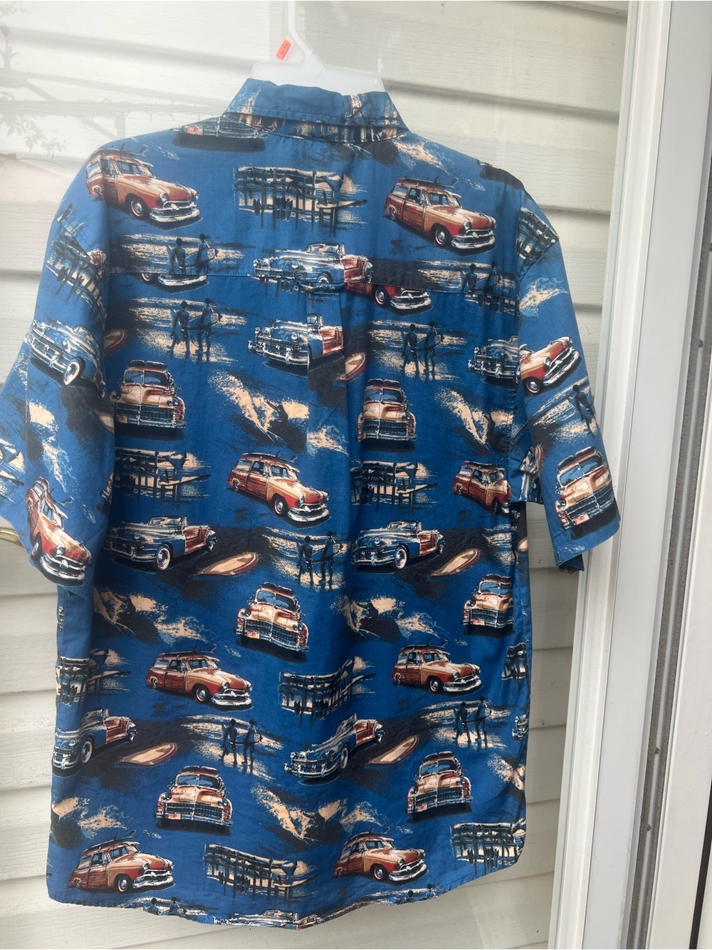 Clearwater Outfitters Malibu Car Artwork SHORT SLEEVE SHIRT Medium M - Picture 4 of 7